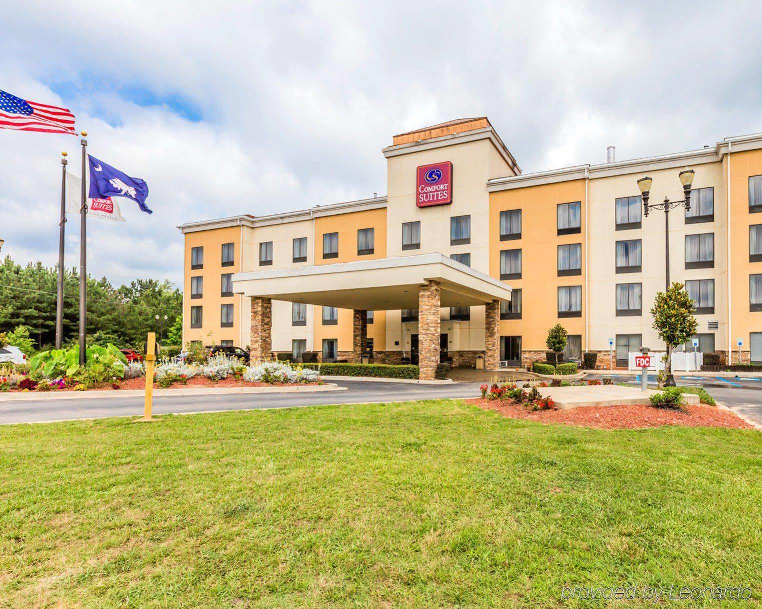 Comfort Suites Clinton Near Presbyterian College Εξωτερικό φωτογραφία