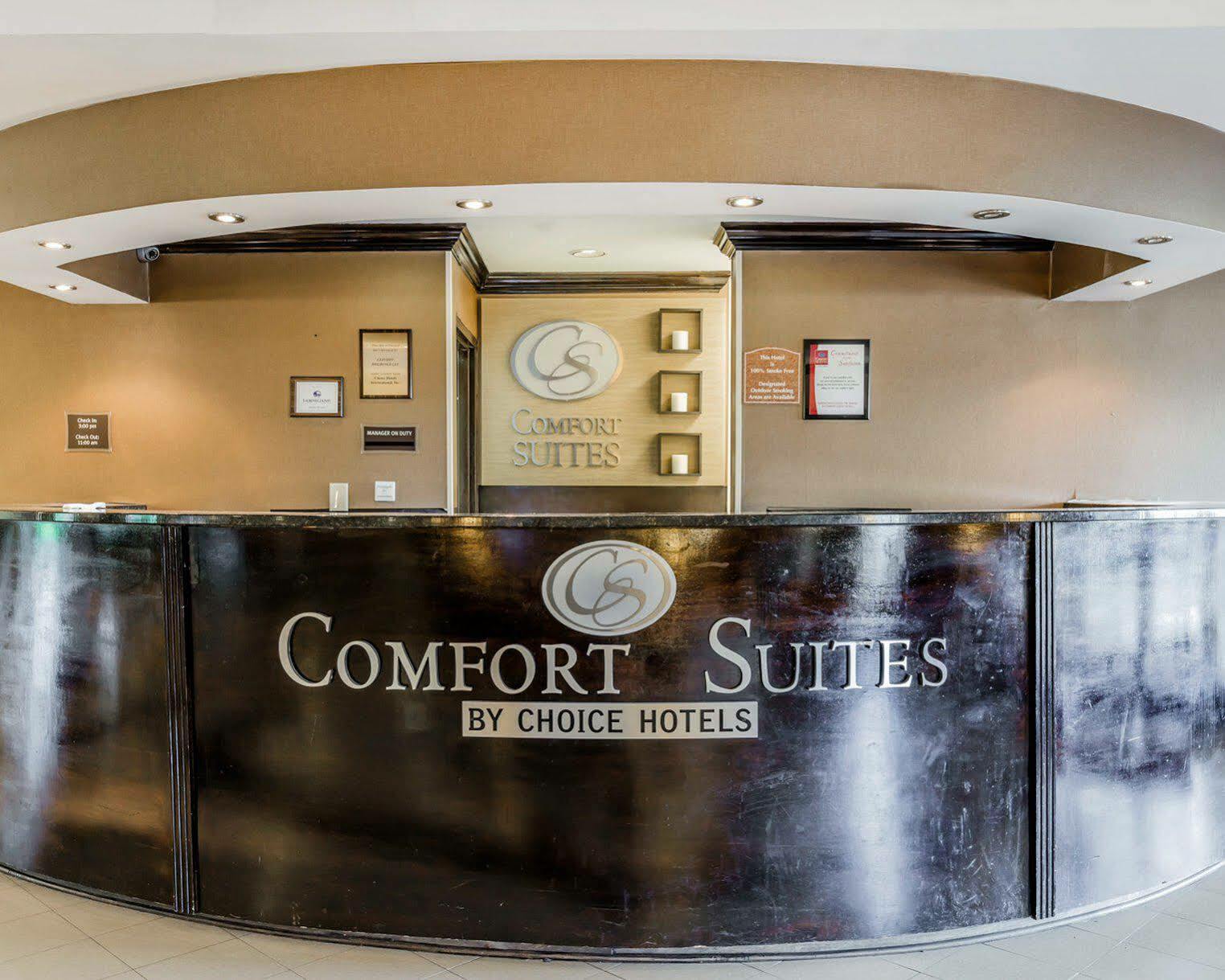 Comfort Suites Clinton Near Presbyterian College Εξωτερικό φωτογραφία